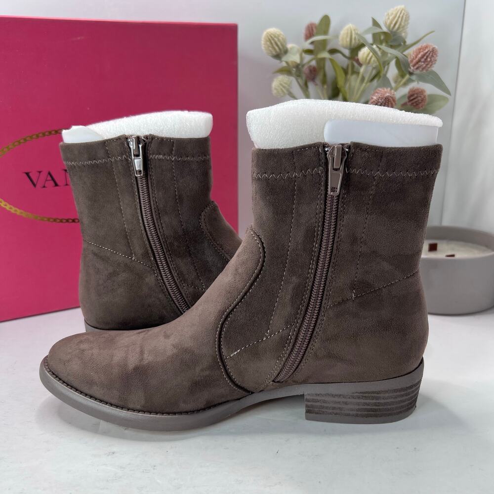 Vaneli Henson Super Suede Stretch Chunky Heel Boot Taupe Women's US 7.5N - Picture 6 of 11